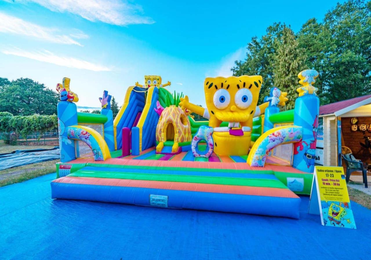 Camping Bijela Uvala - Eurocamp I Homair Poreč Exterior foto