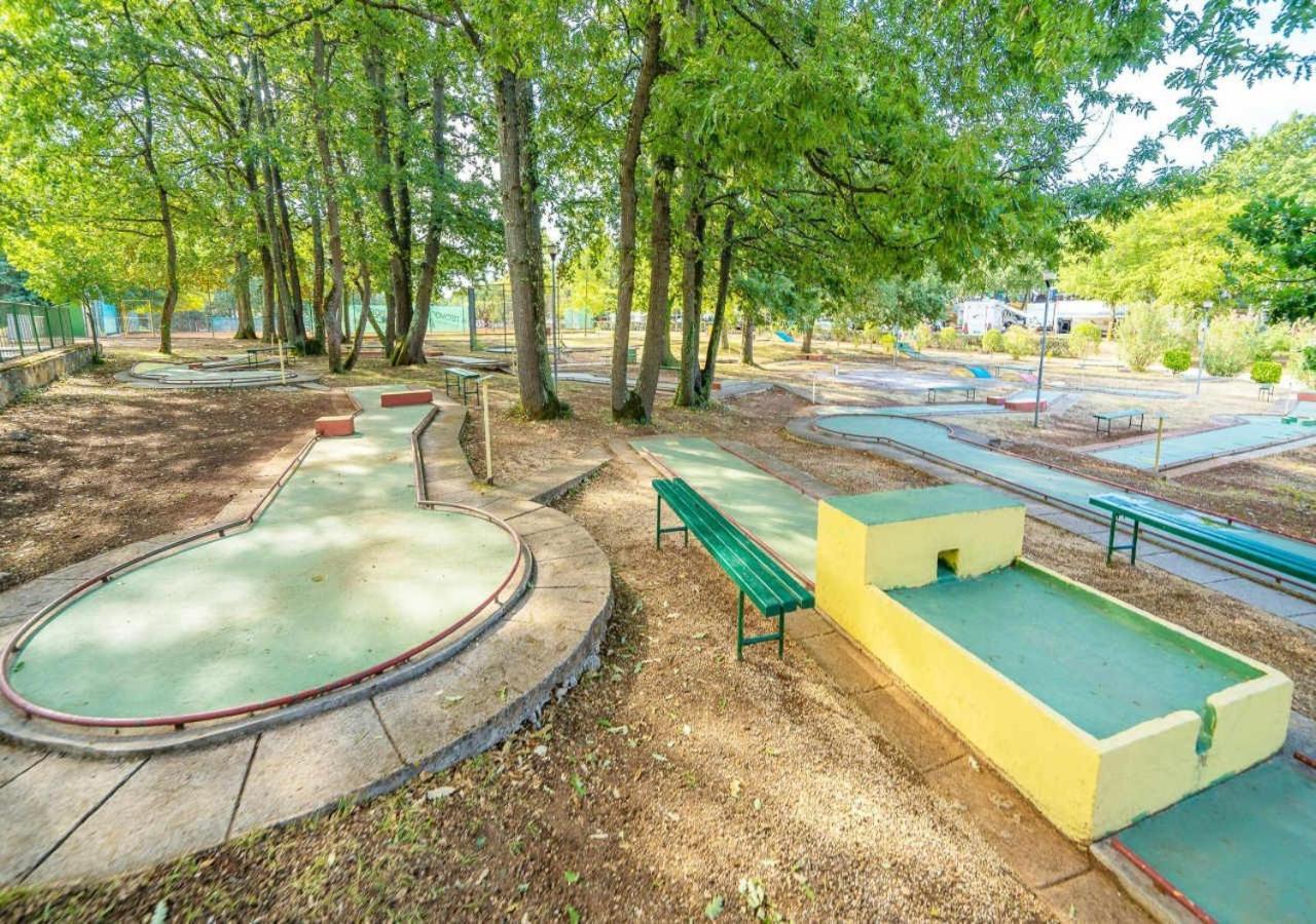 Camping Bijela Uvala - Eurocamp I Homair Poreč Exterior foto